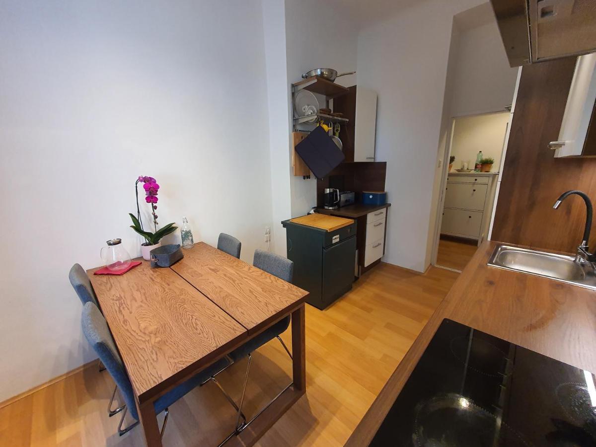 Central Graz Apartments By Payman Club Ngoại thất bức ảnh